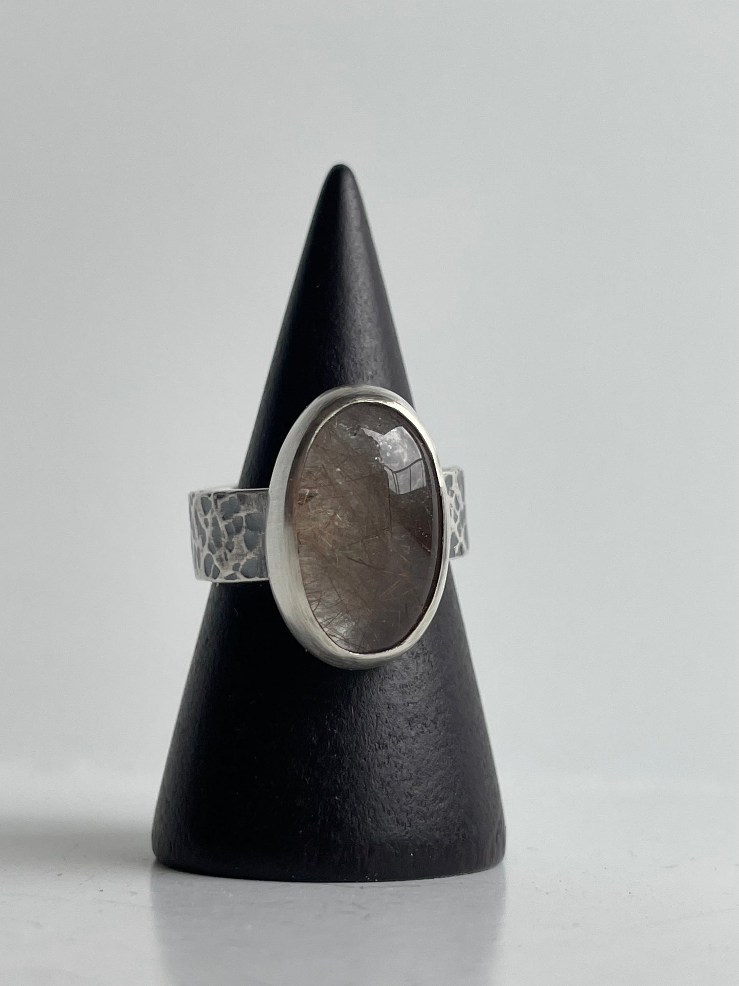 Rutilated Quartz and Sterling Ring - US 5.25