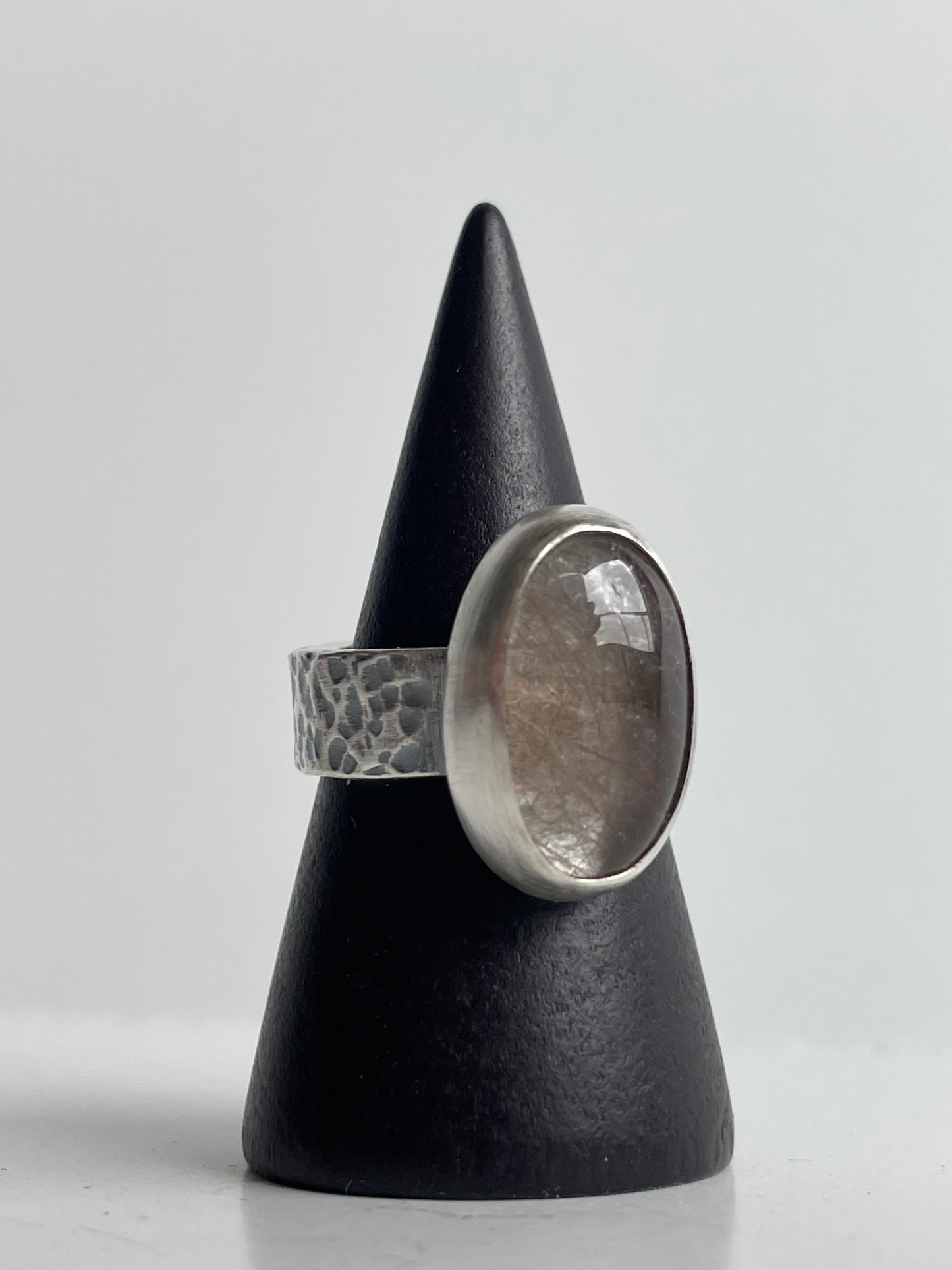 Rutilated Quartz and Sterling Ring - US 5.25